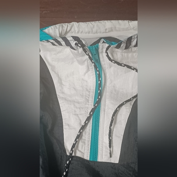 80s Tracksuit - Picture 7 of 10